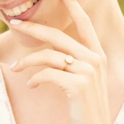 Moonstone Bagues|Bague Ella Quartz en laiton doré