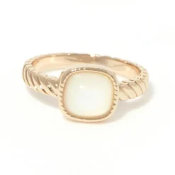 Moonstone Bagues|Bague Pamela Nacre blanche en laiton doré