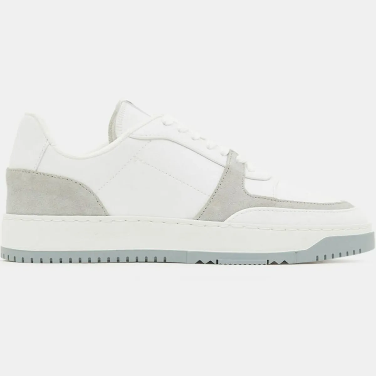 Good News Baskets|Baskets Mack blanc/gris