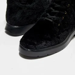 Stuart Weitzman Bottines|Boots en Peau de Mouton McKenzee Chill noires