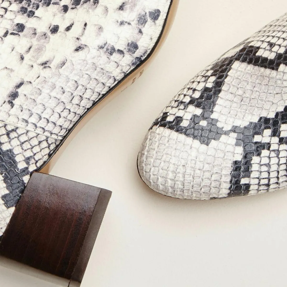 Cosmoparis Bottes|Bottes en Cuir Carlotine façon animal gris/noir