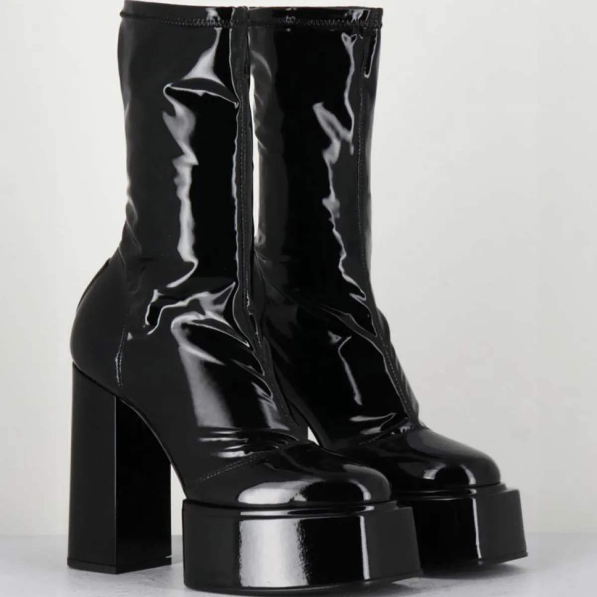 3Juin Bottines|Bottines en Cuir verni Victoria noires - Talon 11.5 cm