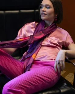 Petrusse Echarpes, Foulards|Carré 100% Soie Alice néon - 105x105 cm