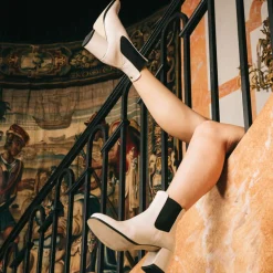 Cosmoparis Bottines|Chelsea Boots en Cuir verni Lanae crème - Talon 6 cm