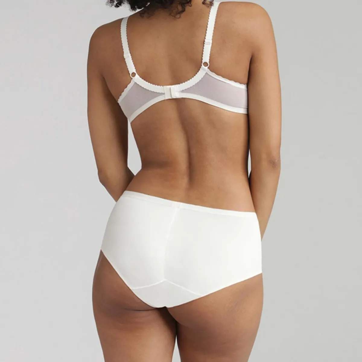 Playtex Lingerie, Nuit|Culotte couvrante Secret Comfort nacre
