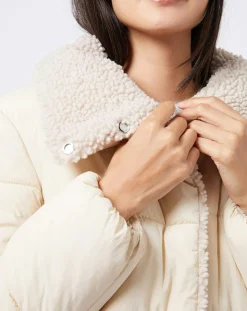 Esprit Manteaux|Doudoune courte doublée intérieur fourré sherpa écrue