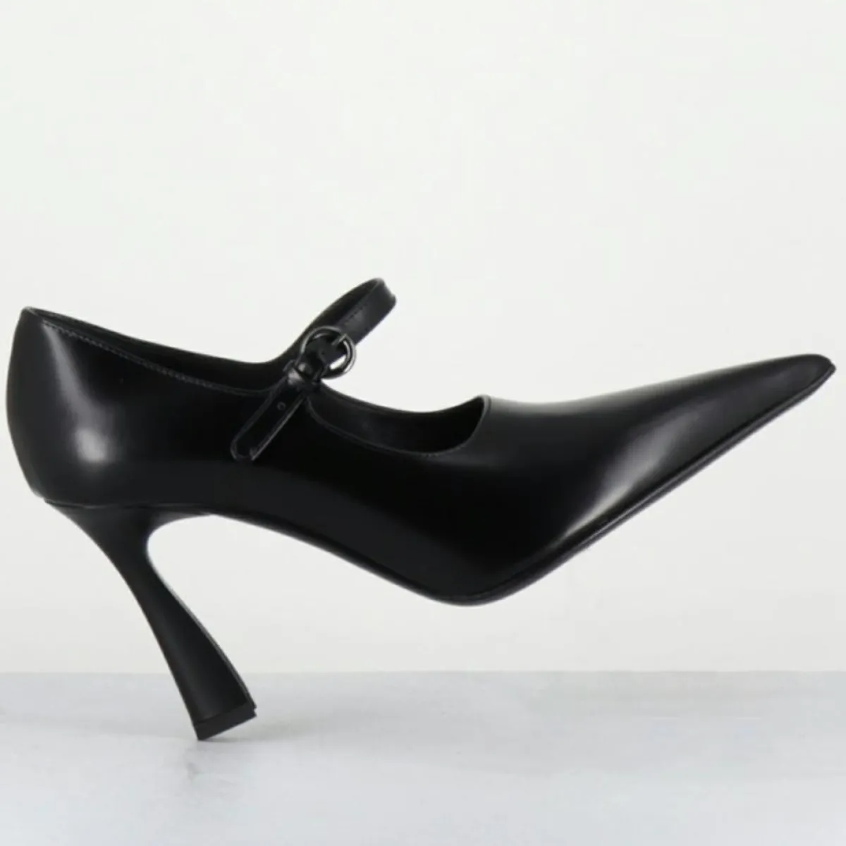 Premiata Escarpins|Escarpins en Cuir M6590 noirs - Talon : 9.5 cm