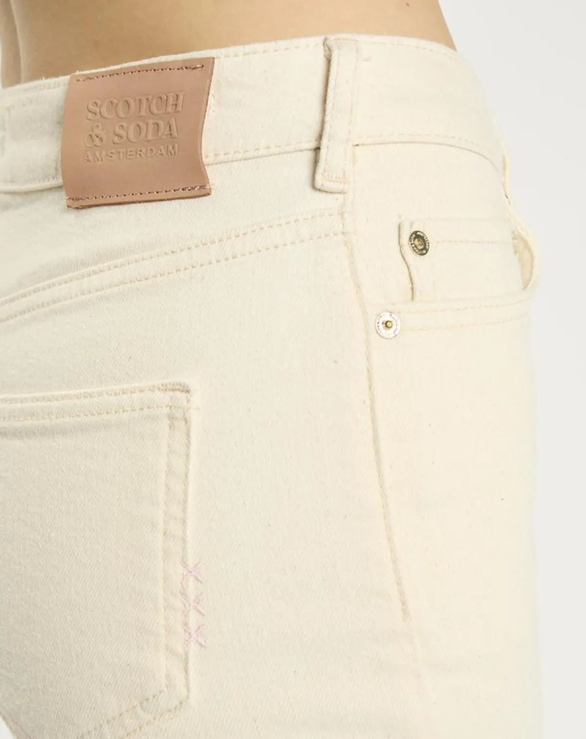 Scotch & Soda Jeans|Jean en Coton Bio mélangé Flare The Kick Cropped écru