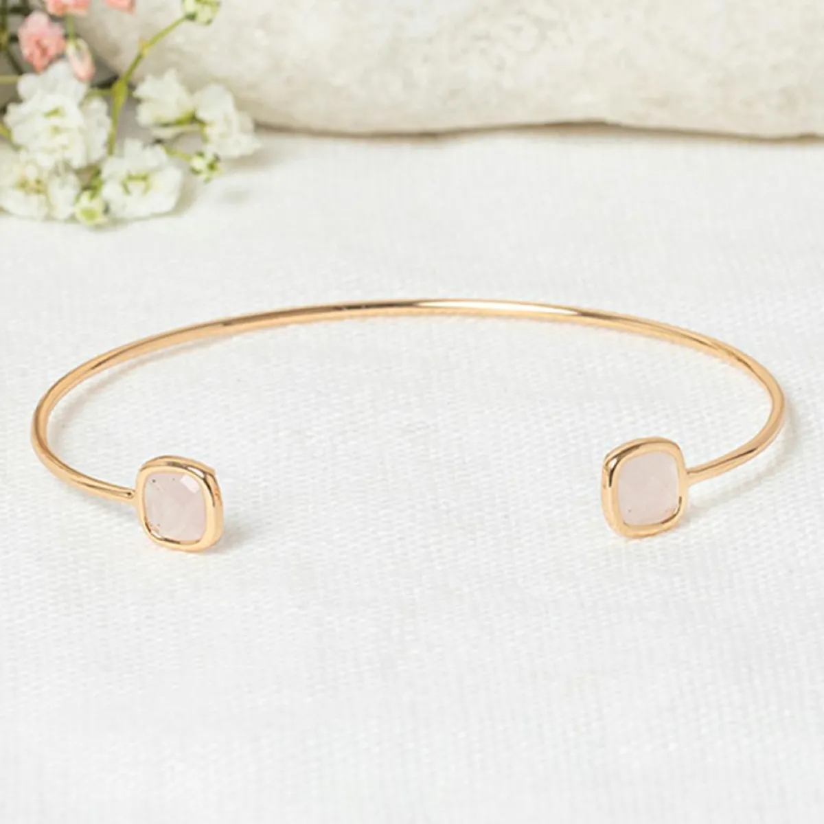 Moonstone Bracelets|Jonc Rosy Quartz en laiton doré