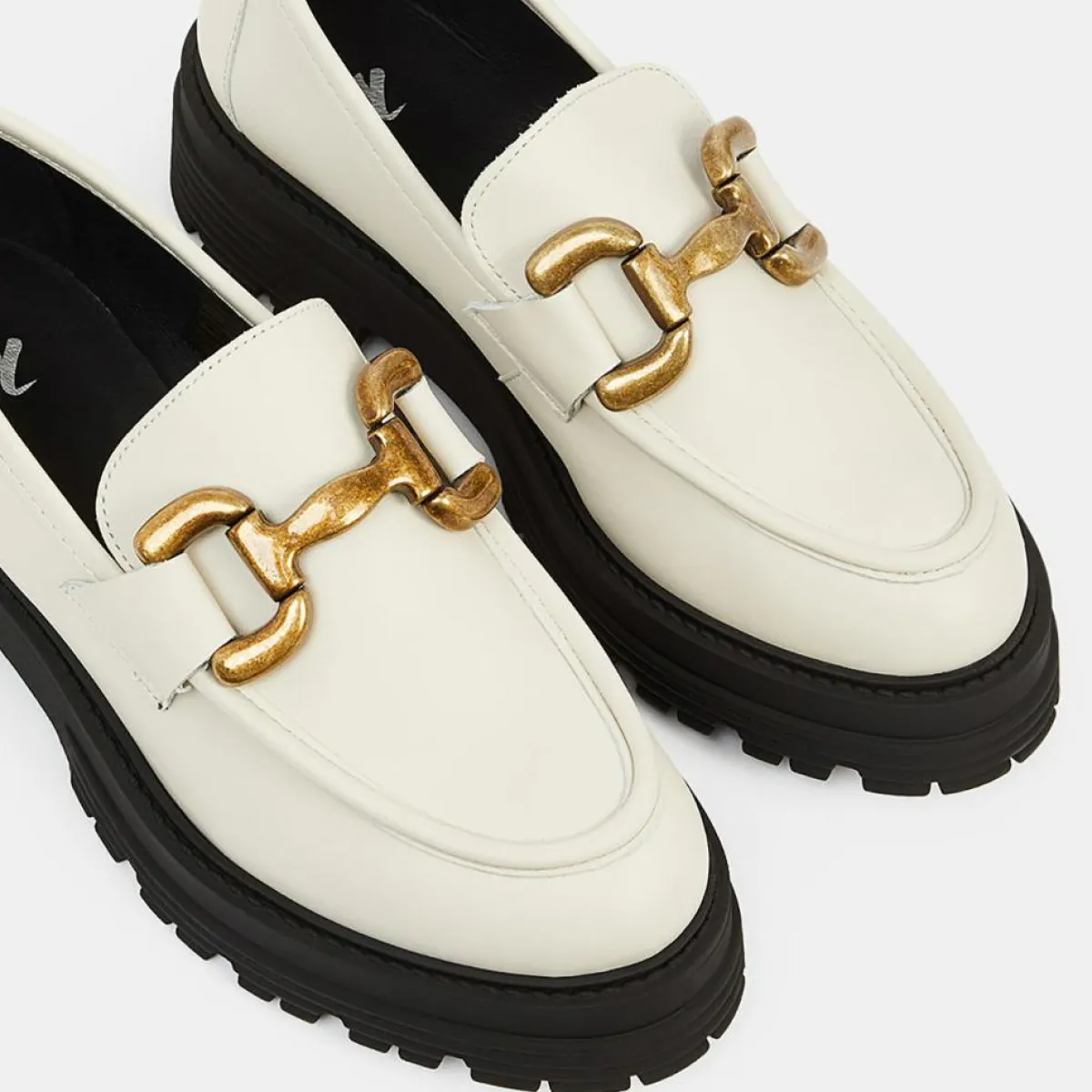 Galeries Lafayette Mocassins|Mocassins en Cuir boucle beiges - Talon 5 cm