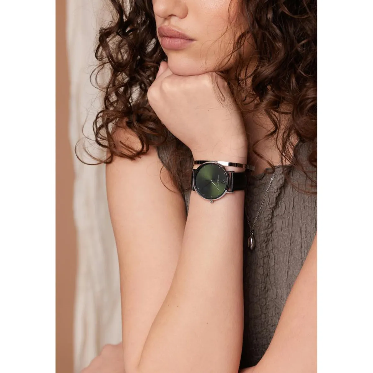 Amelia Parker Montres|Montre Femme Maya Bay en Cuir noire