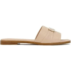 Salvatore Ferragamo Sandales Plates|Mules en Cuir beiges