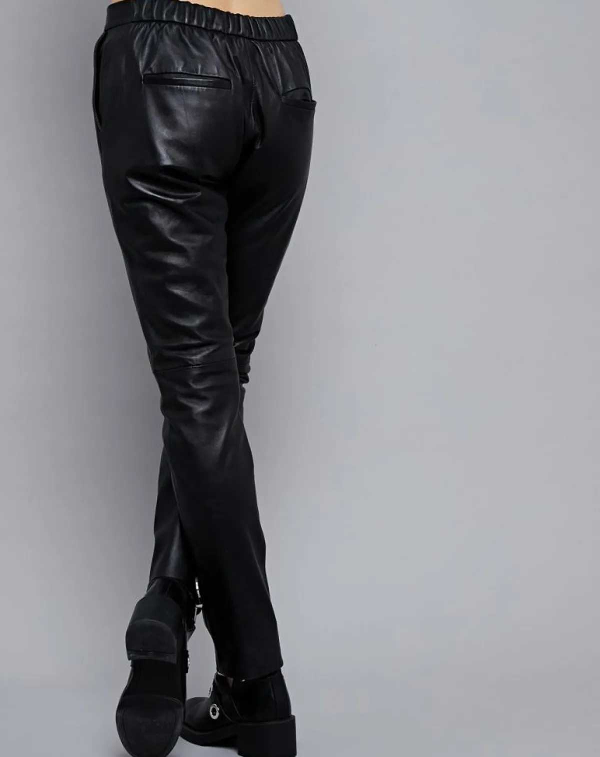 Chyston Pantalons|Pantalon droit en Cuir Masala noir