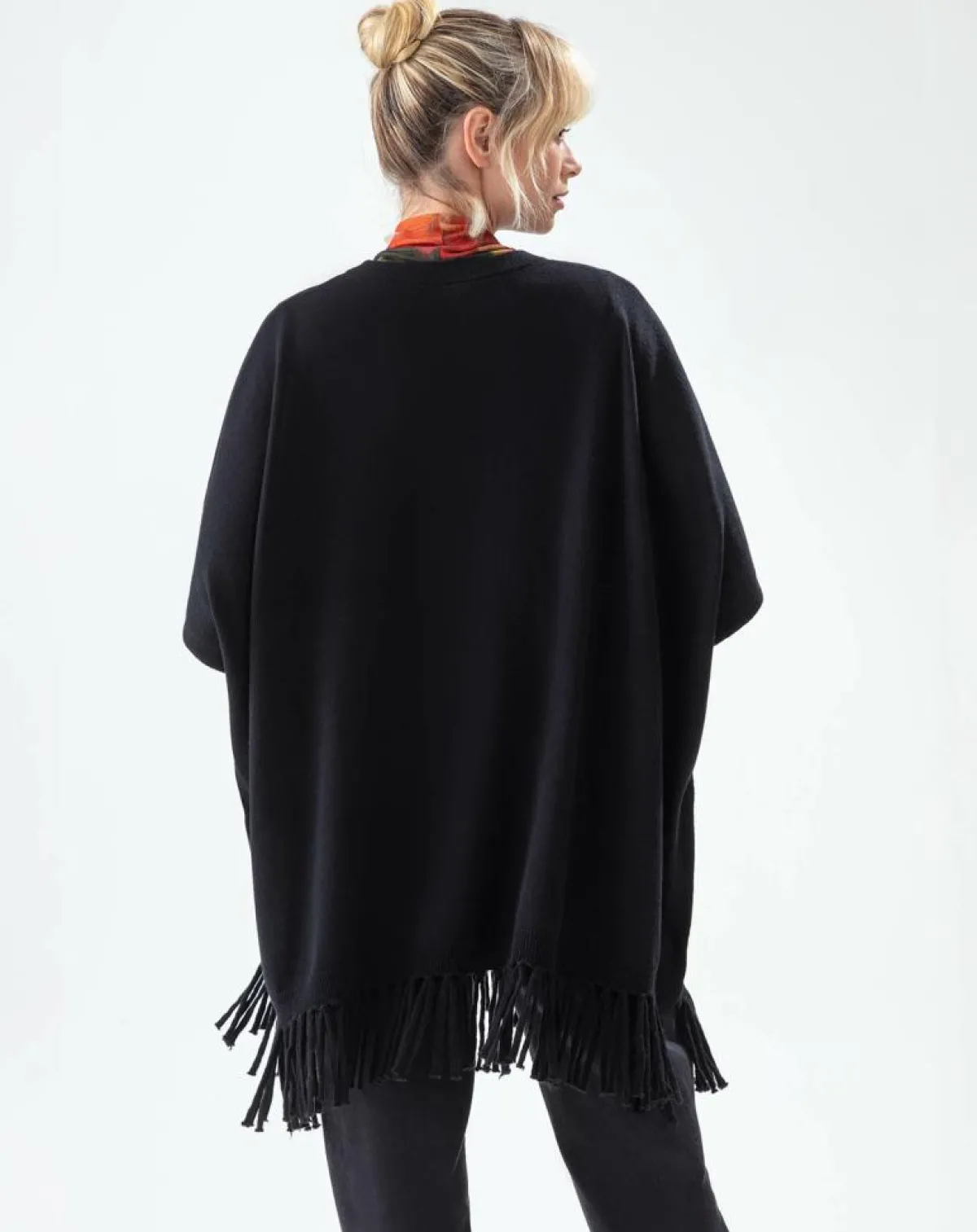 Indies Pulls|Poncho 100% Laine Claire noir