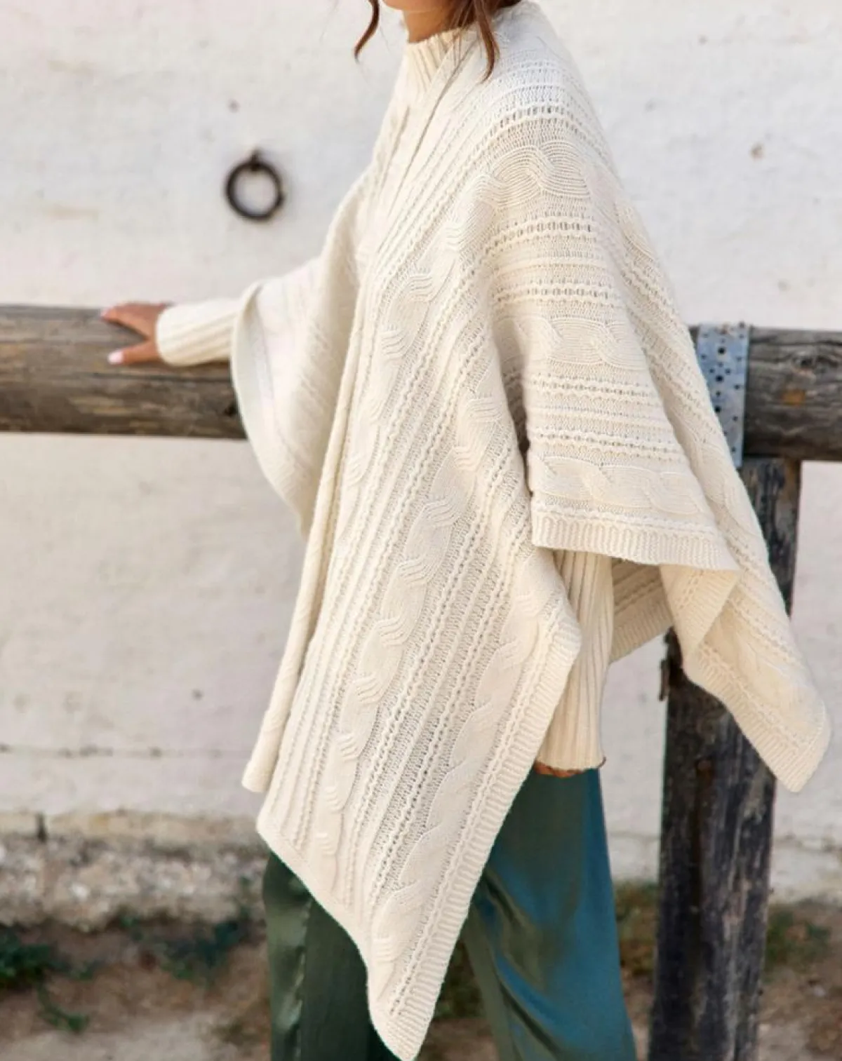 Lauren Vidal Gilets Et Cardigans|Poncho en Laine & Cachemire Roca crème