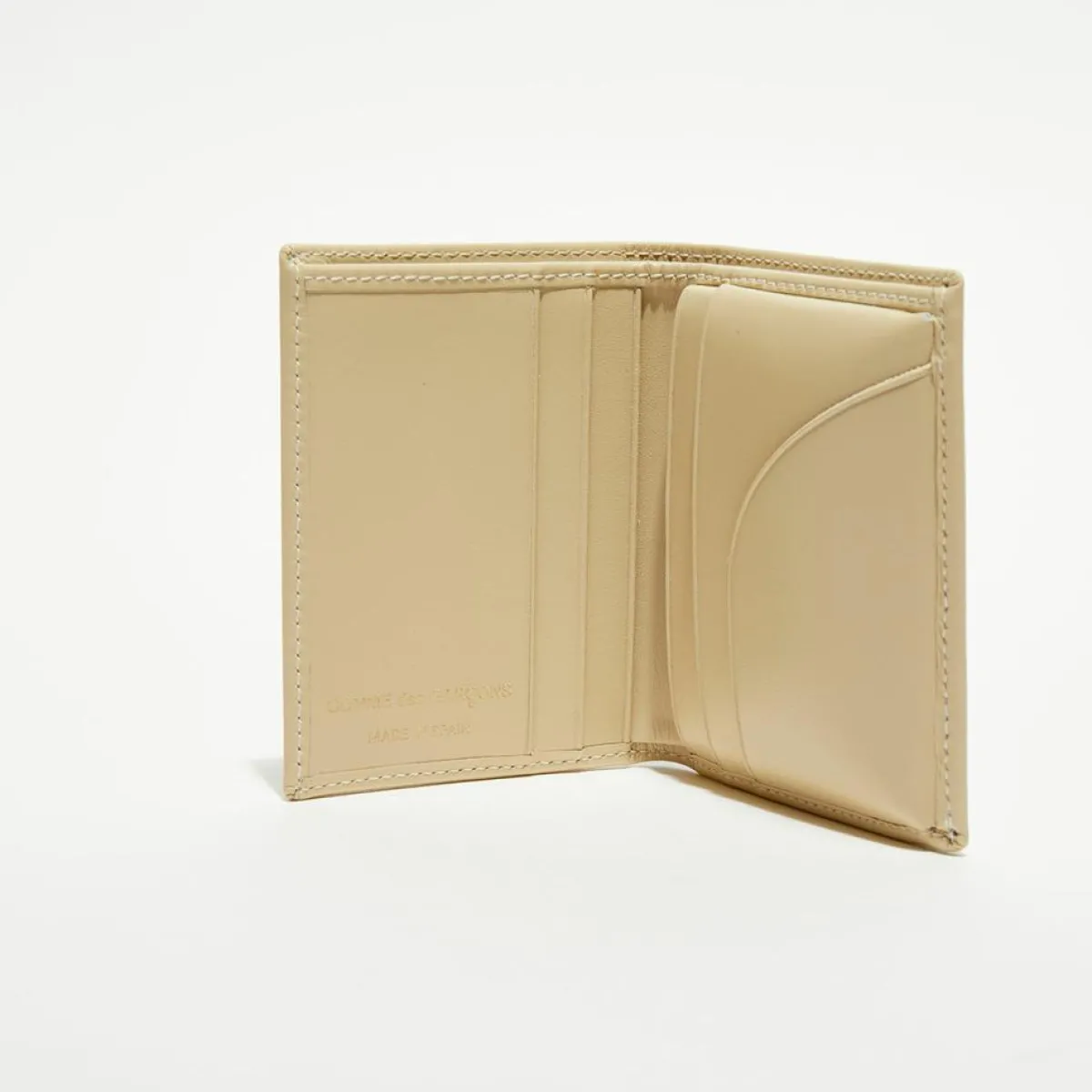 Comme des Garçons Porte-Monnaie Et Portefeuilles|Porte-cartes classique en Cuir blanc cassé - 10.5x7.50x2.0 cm