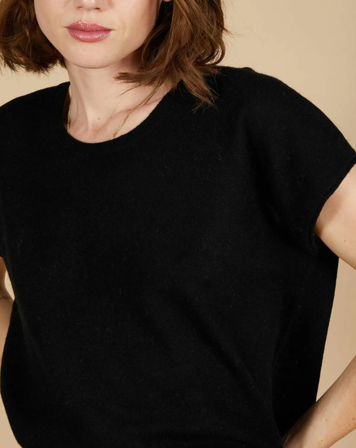 Cashmere Tribu Pulls|Pull 100% Cachemire Laurène manches courtes noir