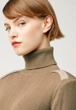 Rodier Pulls|Pull Chantal-Marie col roulé motifs épaules marron camel