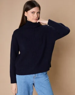 Oscar et Louise Pulls|Pull en Laine & Cachemire Ambre col montant 4 côtes bleu marine