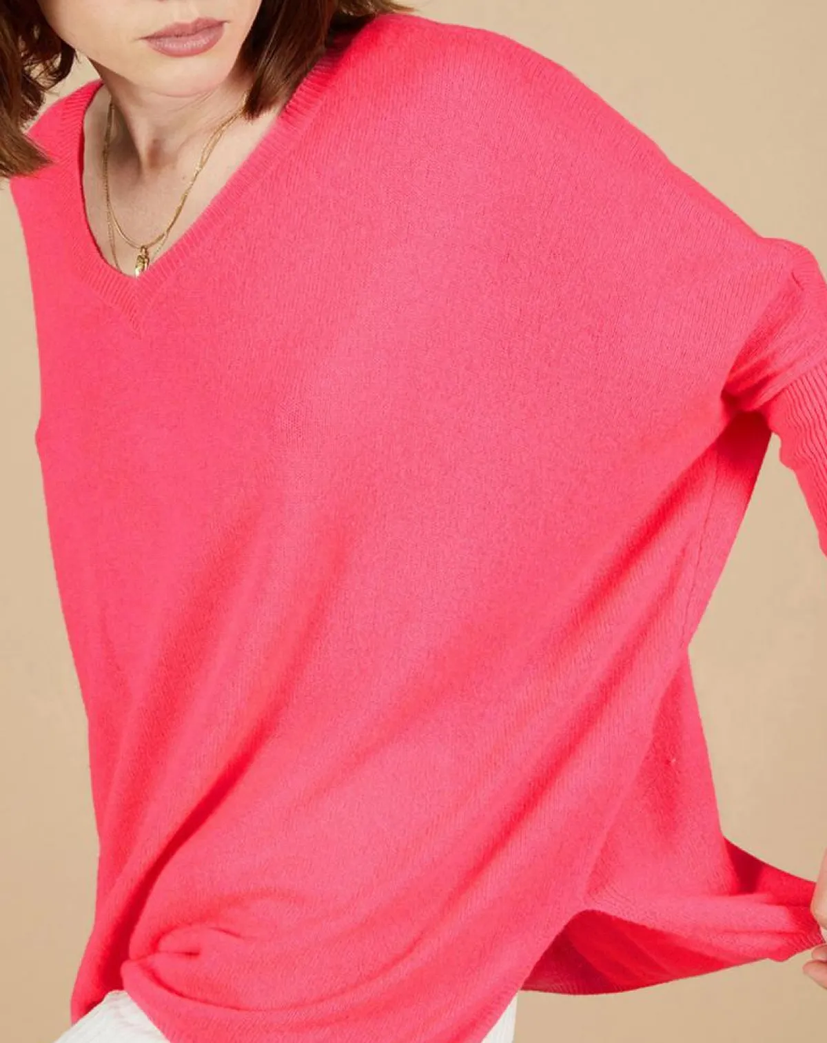 Cashmere Tribu Pulls|Pull poncho 100% Cachemire Emma col V rose fluo