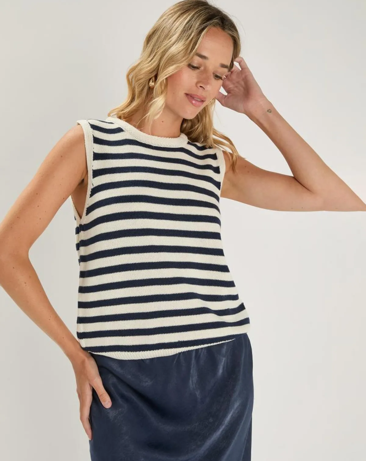 An'ge Pulls|Pull Vanamata marine