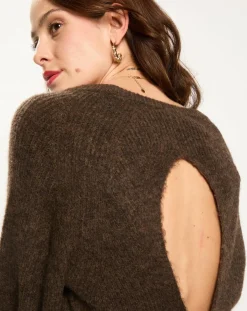 Lauren Vidal Pulls|Pull Zana café