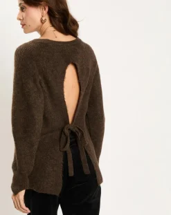 Lauren Vidal Pulls|Pull Zana café