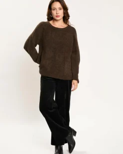 Lauren Vidal Pulls|Pull Zana café