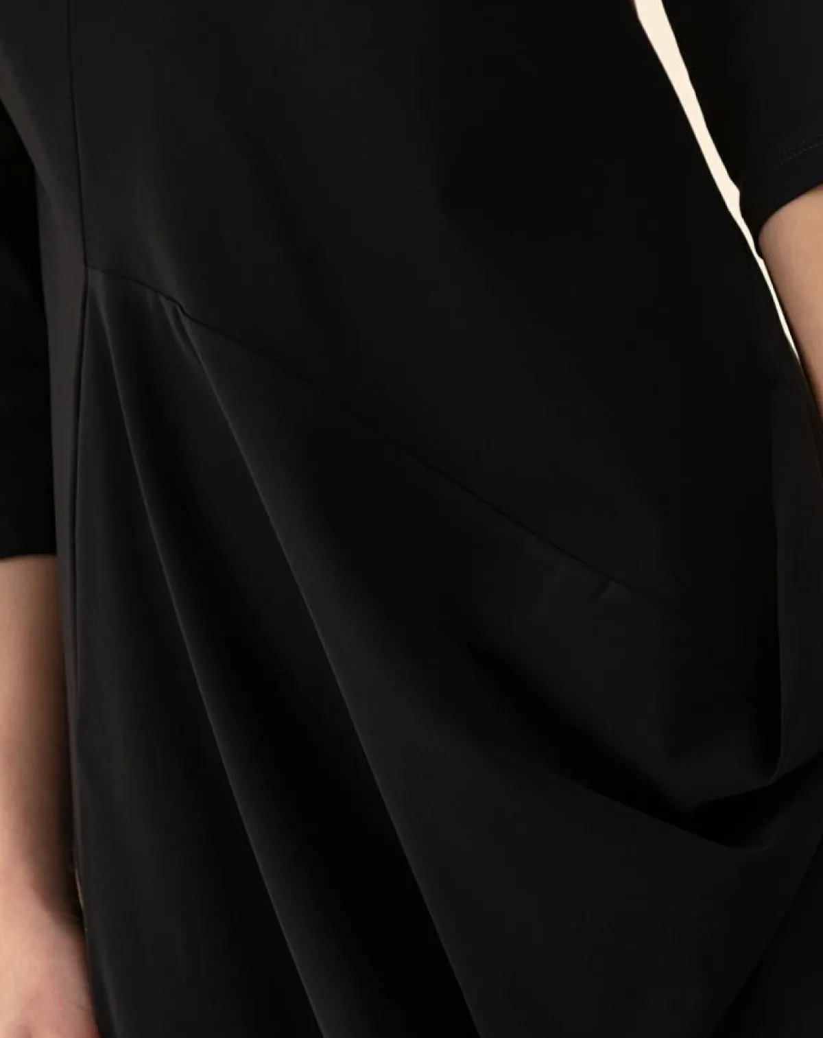 Indies Robes|Robe Moon noire