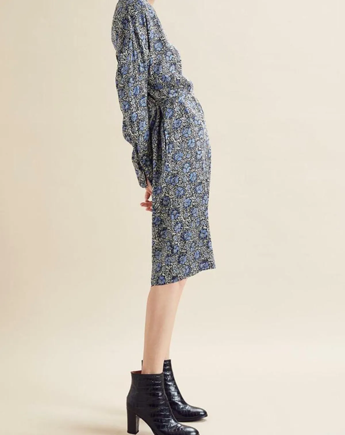 Chloé Stora Robes|Robe satinée Naima imprimée bleu/noir/écru