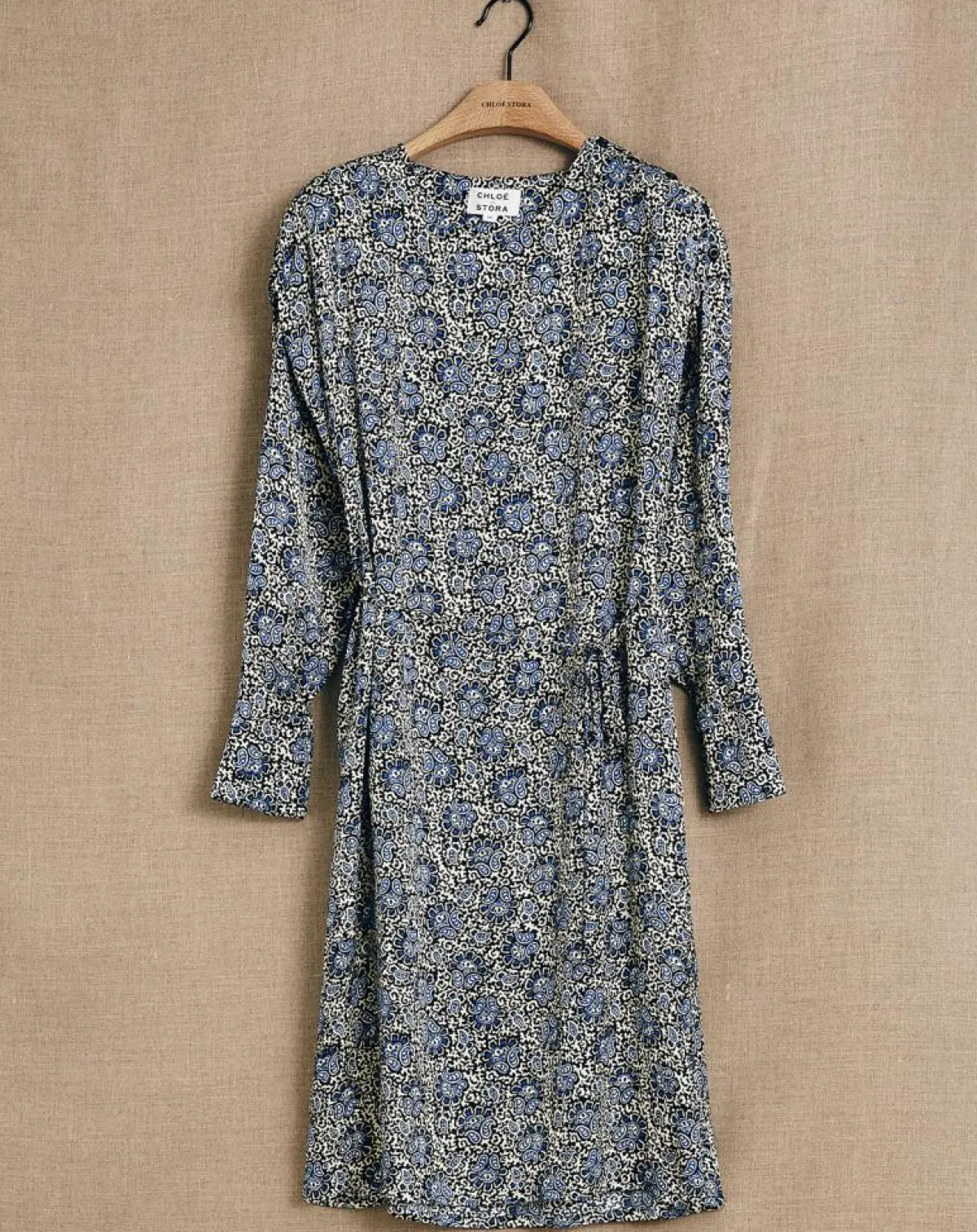 Chloé Stora Robes|Robe satinée Naima imprimée bleu/noir/écru