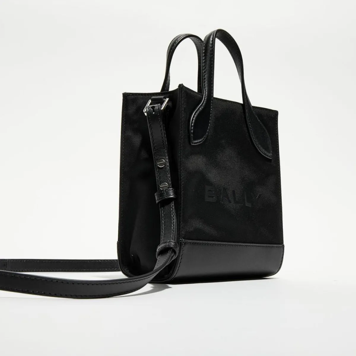 Bally Sacs|Sac à main en Cuir avec logo noir - 22x18 cm