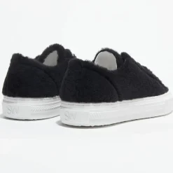 Stuart Weitzman Baskets|Sneakers en Peau de Mouton Ollie Chill noires