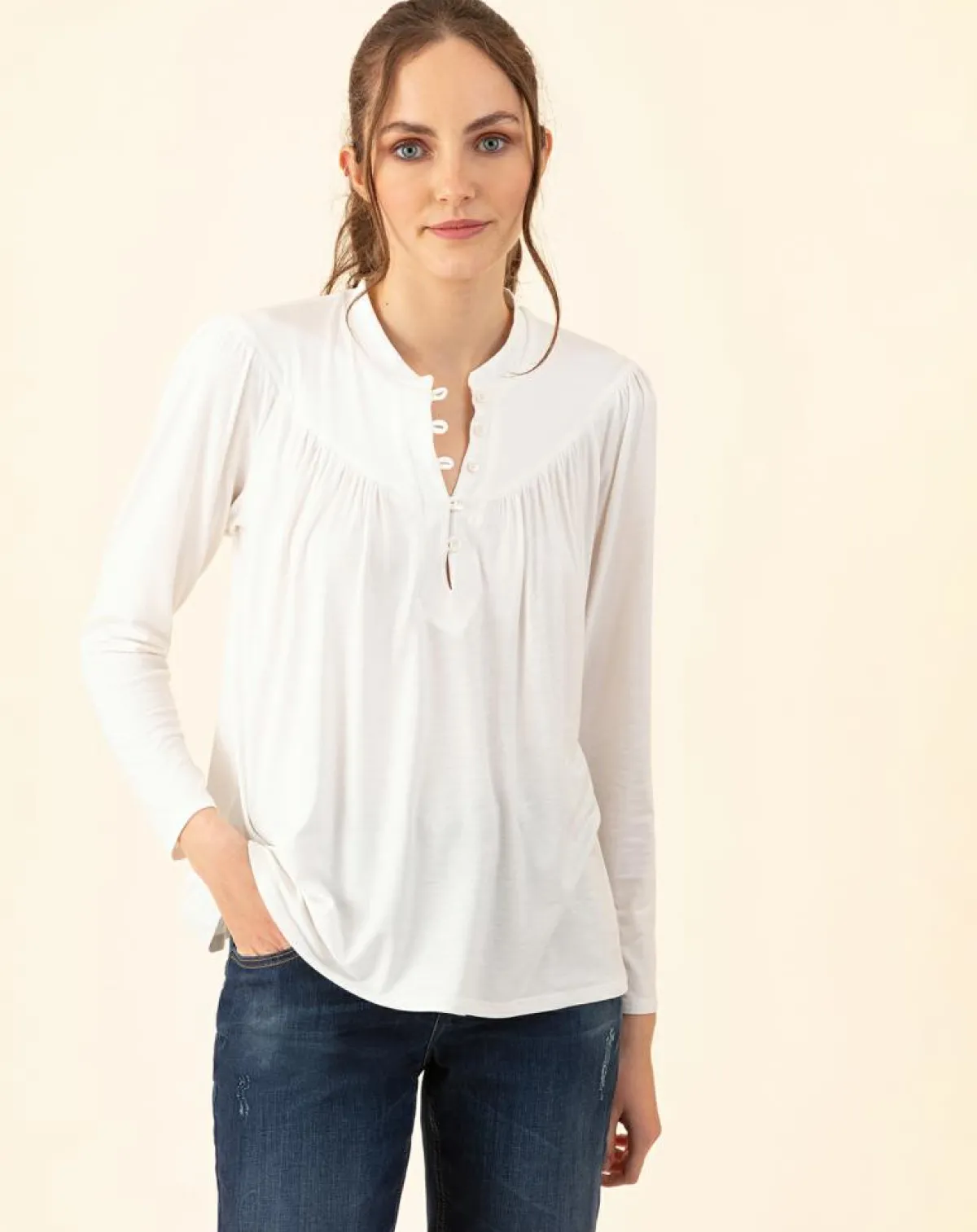 Indies T-Shirts|T-Shirt Studio écru