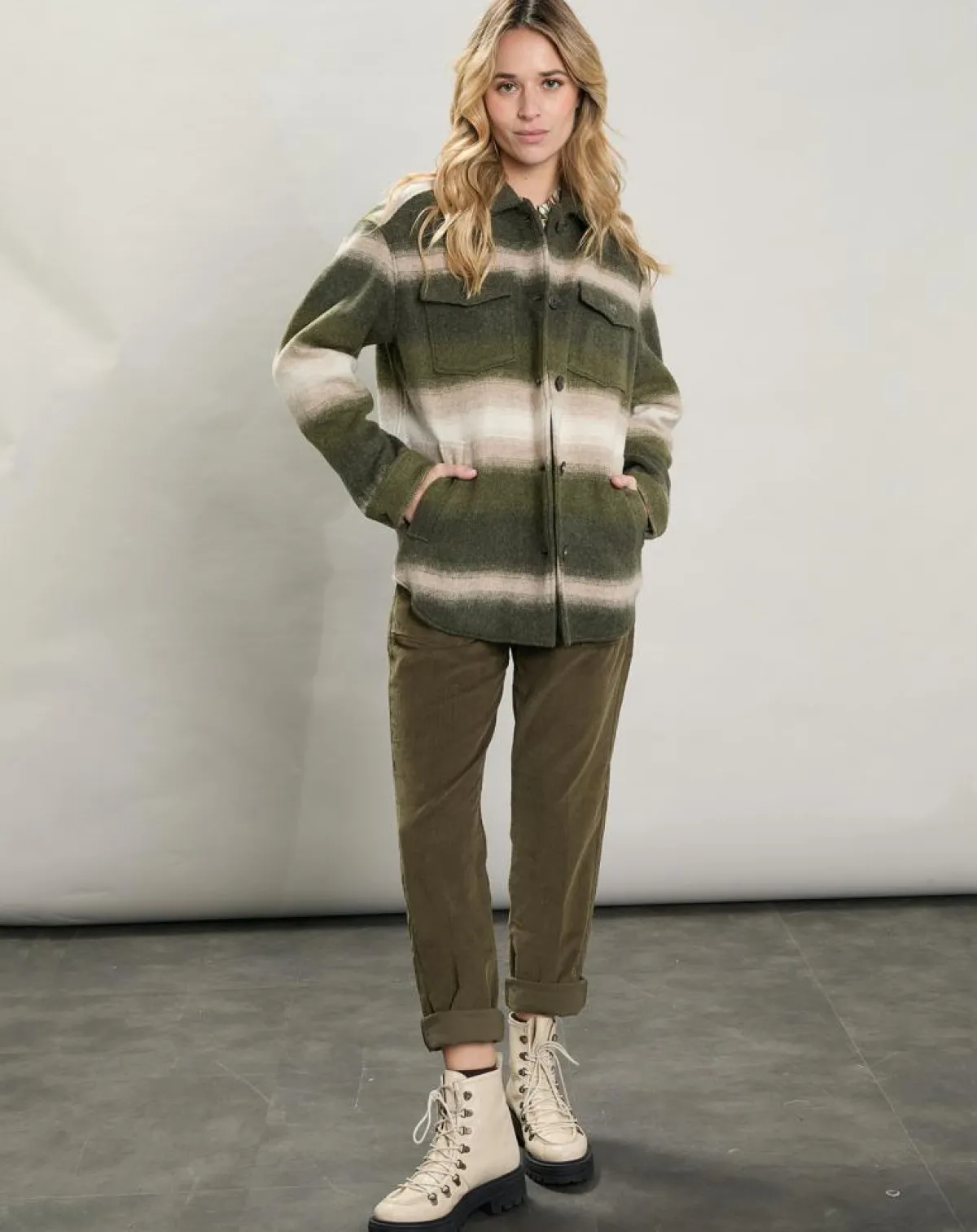 Hartford Vestes, Blousons|Veste en Laine mélangée Voltige beige/vert